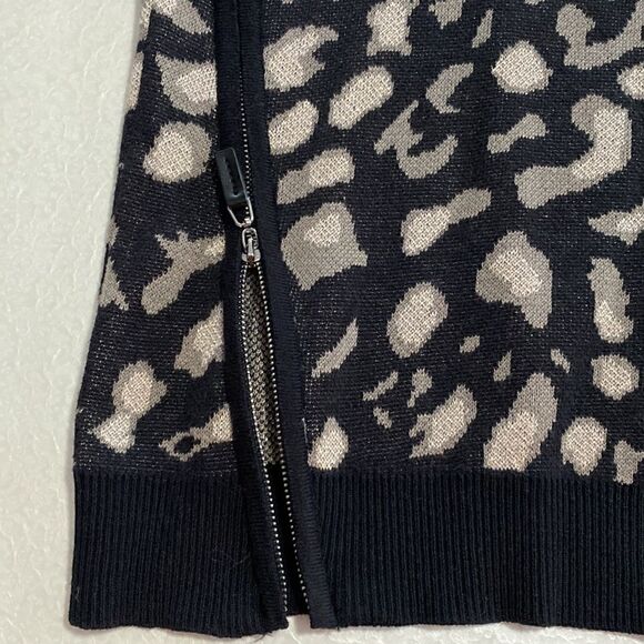 Ricki's Animal Pattern Side Zip Sweater M - Picture 6 of 10